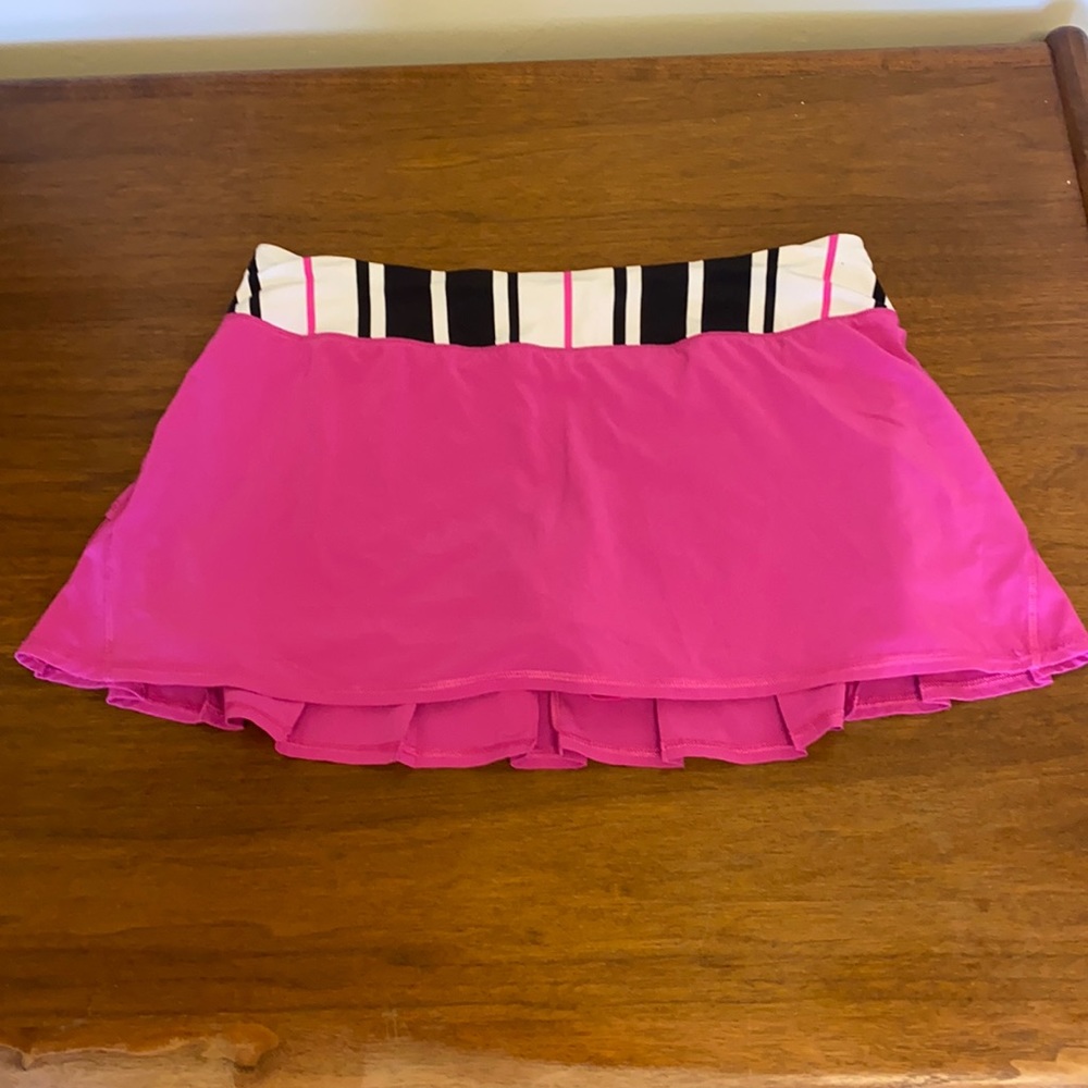 Lululemon size 10 tennis skirt